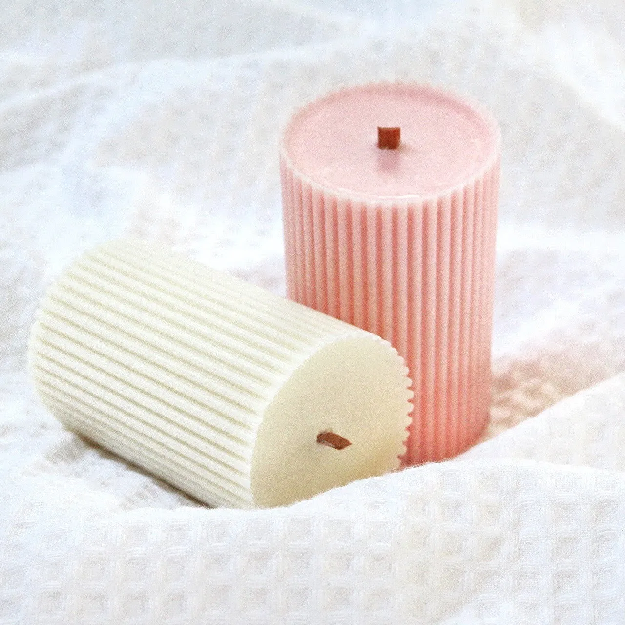 3D Round Long Pillar Polycarbonate Candle Mold Long Lasting Candle Output 10 CM