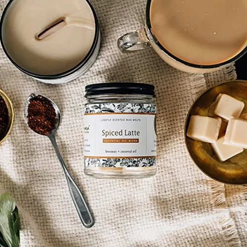 Fontana Candle Company - Spiced Latte Lightly Scented Candle 9 oz | Made from Beeswax and Coconut Oil | Essential Oil | Wood Wick | Long Lasting | Clean Burn and Non Toxic